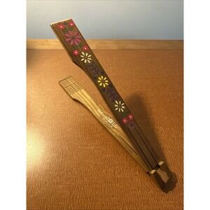 Natural Life Wood Tongs Folk Design With Flowers Collapsing